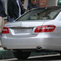 George Clooney on the set of a Mercedes Benz E300 L advert photos | Picture 78319